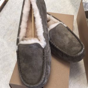 NIB Ugg Ansley Slippers